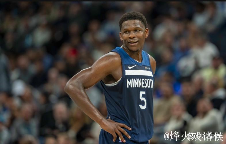 爱德华兹26+5鲍威尔21分 森林狼力克热火豪取三连胜