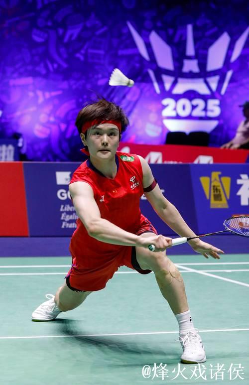 王祉怡直落两局击败因达农 连胜两场晋级总决赛四强